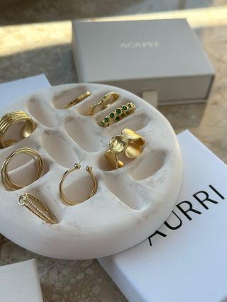 Na mém e-shopu najdete mé autorské šperky pod značkou Aurri a francouzské etické šperky značky Agapeé 🌿 Tak se mrkni a dej...